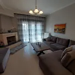 Aquarium House Апартаменты *