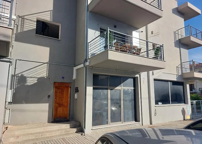 Aquarium House * Kalambaka